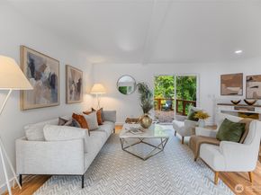 2708 NE 98th Street, Seattle WA 98115