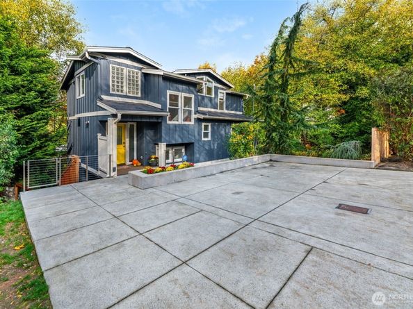 2708 NE 98th Street, Seattle WA 98115