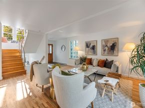 2708 NE 98th Street, Seattle WA 98115