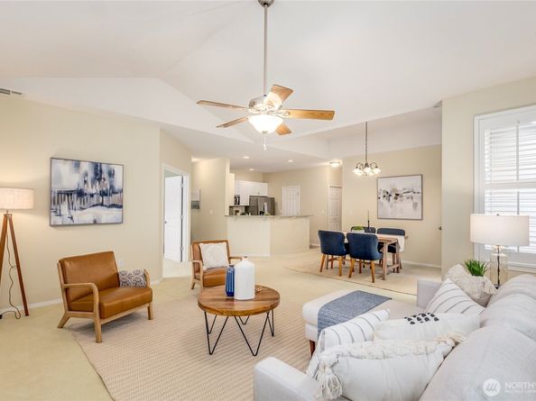 5500 Harbour Pointe Boulevard B202, Mukilteo WA 98275