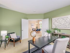 5500 Harbour Pointe Boulevard B202, Mukilteo WA 98275