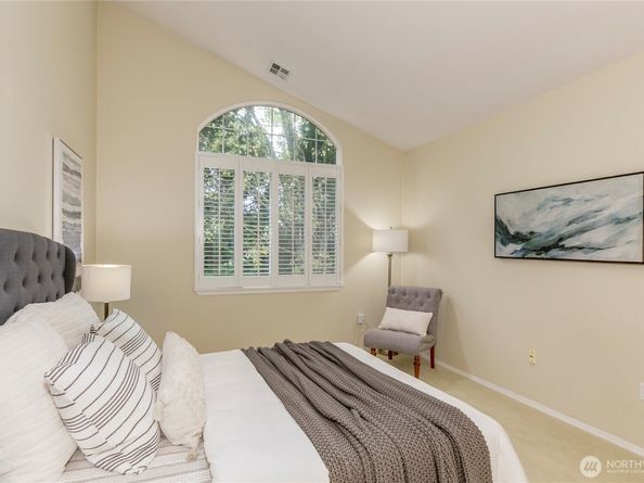 5500 Harbour Pointe Boulevard B202, Mukilteo WA 98275