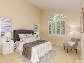 5500 Harbour Pointe Boulevard B202, Mukilteo WA 98275