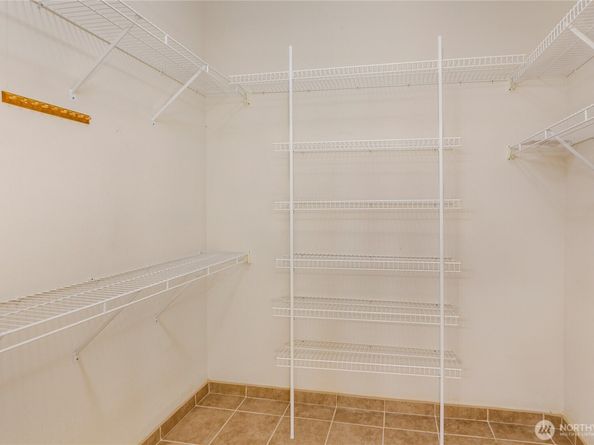 5500 Harbour Pointe Boulevard B202, Mukilteo WA 98275