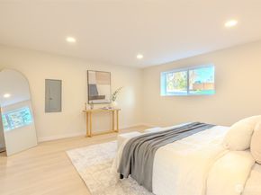 16425 Benson Road S, Renton WA 98055