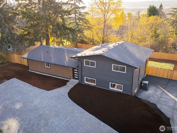 16425 Benson Road S, Renton WA 98055