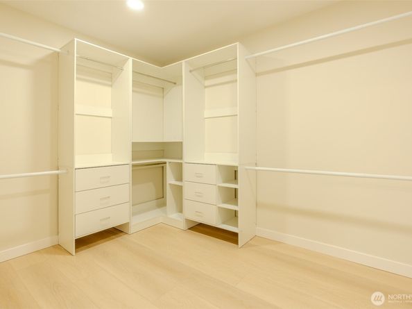 16425 Benson Road S, Renton WA 98055