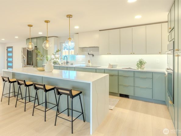 16425 Benson Road S, Renton WA 98055