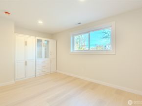 16425 Benson Road S, Renton WA 98055