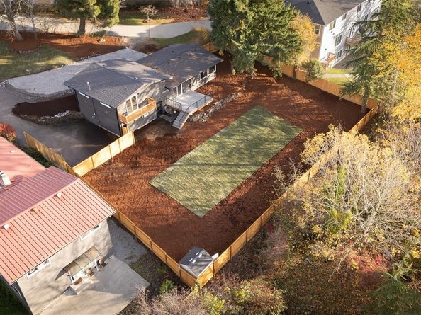 16425 Benson Road S, Renton WA 98055