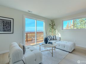 16425 Benson Road S, Renton WA 98055