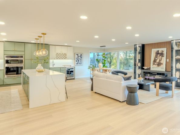 16425 Benson Road S, Renton WA 98055