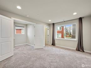 2585 Filbert Avenue, Bremerton WA 98310