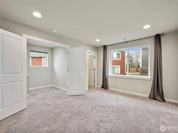 2585 Filbert Avenue, Bremerton WA 98310