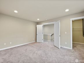 2585 Filbert Avenue, Bremerton WA 98310