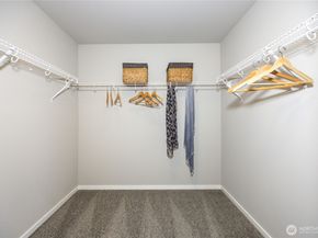 278 NE Shadowhawk Lane, Bremerton WA 98311