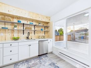 305 Meadow Avenue N, Renton WA 98057