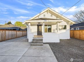 305 Meadow Avenue N, Renton WA 98057