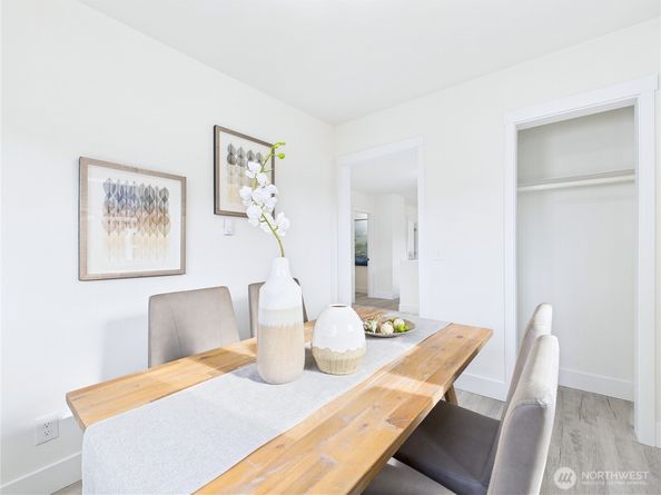 305 Meadow Avenue N, Renton WA 98057