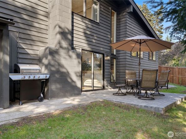 13652 99th Avenue NE, Kirkland WA 98034