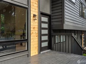 13652 99th Avenue NE, Kirkland WA 98034