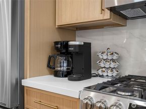 13652 99th Avenue NE, Kirkland WA 98034