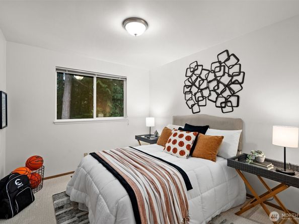 10526 181st Avenue NE, Redmond WA 98052