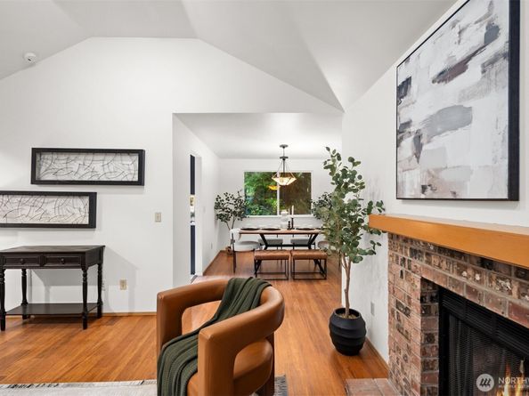 10526 181st Avenue NE, Redmond WA 98052