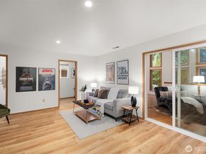 10526 181st Avenue NE, Redmond WA 98052