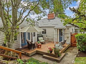 3420 32nd Avenue W, Seattle WA 98199