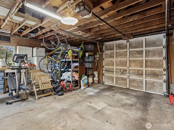 3420 32nd Avenue W, Seattle WA 98199
