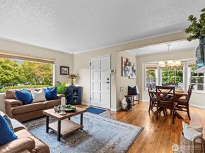 3420 32nd Avenue W, Seattle WA 98199
