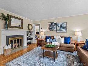 3420 32nd Avenue W, Seattle WA 98199