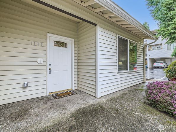 20301 19th Avenue NE 1101, Shoreline WA 98155