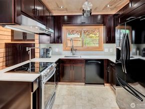 24123 7th Avenue W, Bothell WA 98021