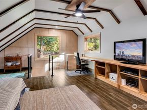 24123 7th Avenue W, Bothell WA 98021