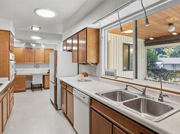 14608 SE 181st Street, Renton WA 98058