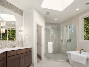 6809 120th Avenue NE, Kirkland WA 98033