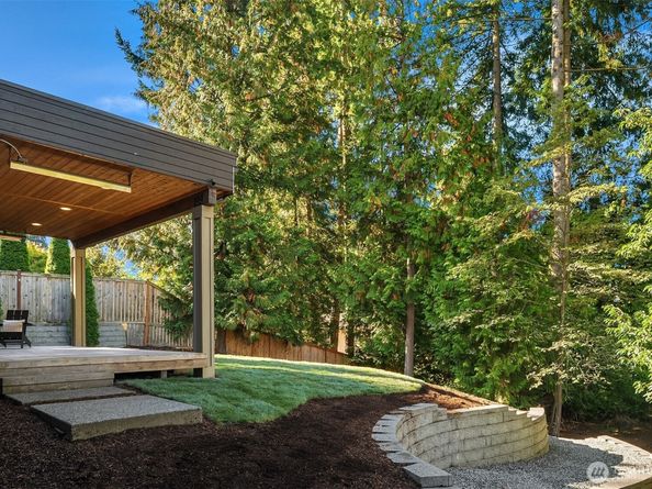 6809 120th Avenue NE, Kirkland WA 98033