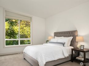 6809 120th Avenue NE, Kirkland WA 98033