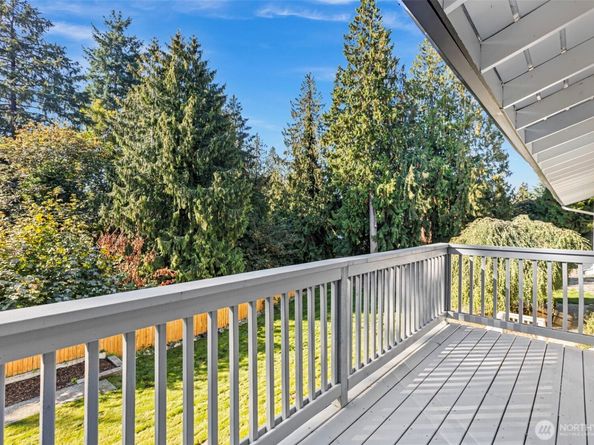 27433 48th Avenue S, Kent WA 98032