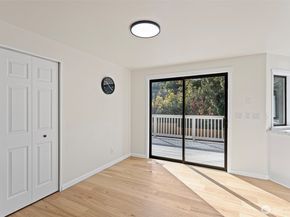 27433 48th Avenue S, Kent WA 98032