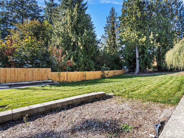 27433 48th Avenue S, Kent WA 98032