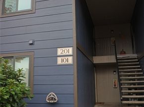 3560 Narrows View Lane NE 5201, Bremerton WA 98310