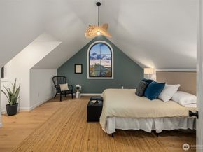 4318 NE 41st Street, Seattle WA 98105
