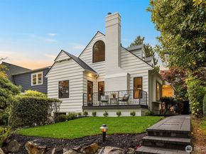 4318 NE 41st Street, Seattle WA 98105