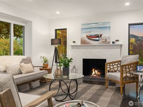 4318 NE 41st Street, Seattle WA 98105
