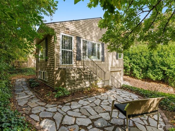 3928 S Pilgrim, Seattle WA 98118