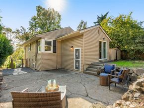 3928 S Pilgrim, Seattle WA 98118