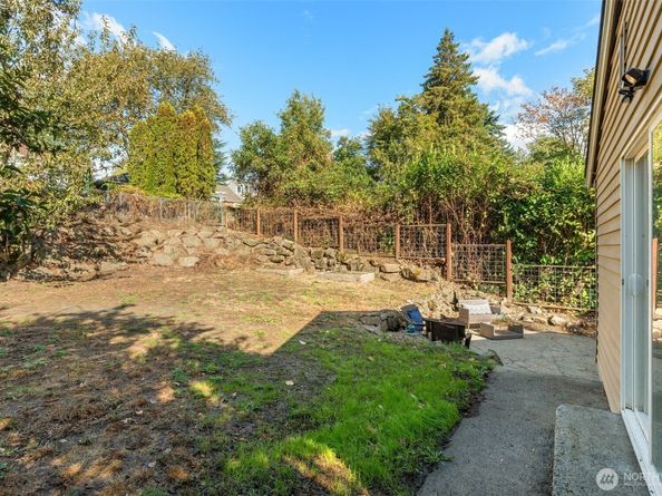 3928 S Pilgrim, Seattle WA 98118